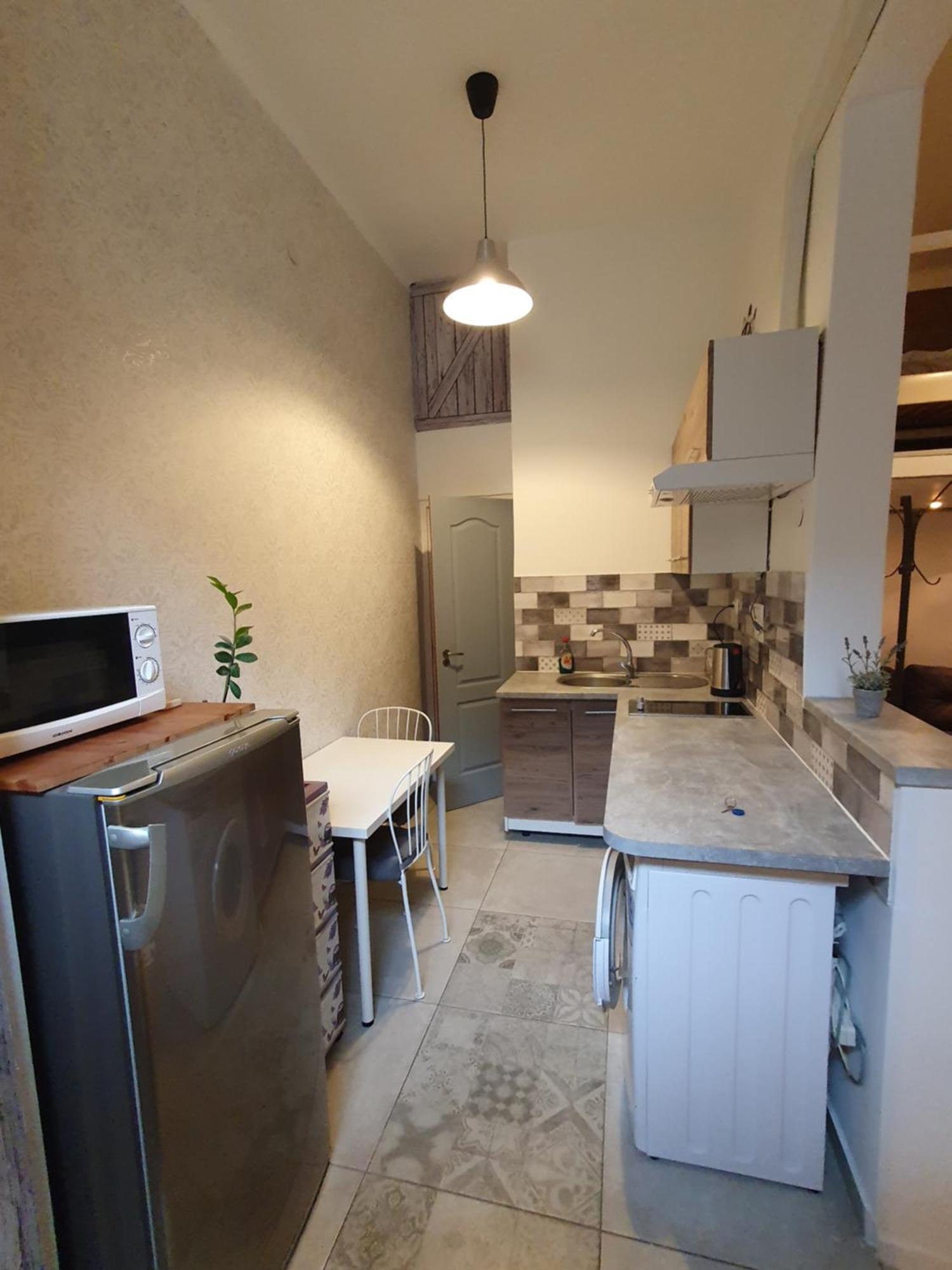Cozy Studio With Air Condition Freshly Renovated Budapeşte Dış mekan fotoğraf